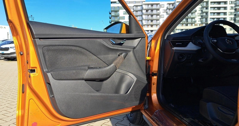 Skoda Kamiq cena 129750 przebieg: 9, rok produkcji 2024 z Czempiń małe 466